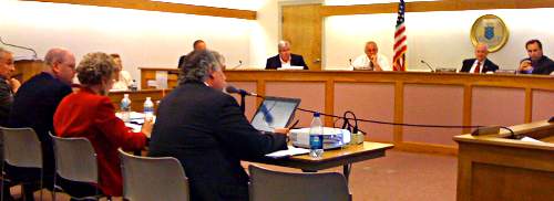 School Committee presents budget to Council